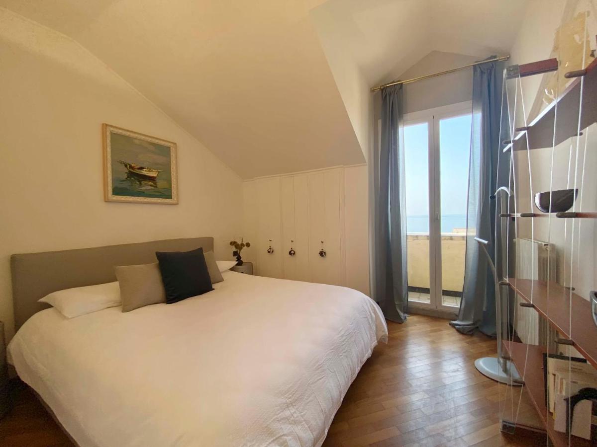 Casaviva - Central Seaview Penthouse In Camogli Buitenkant foto